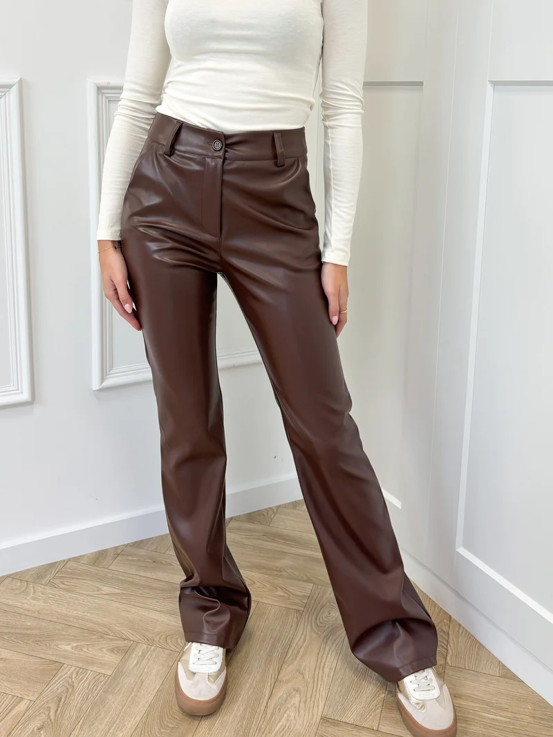 Leather flare broek Yara bruin