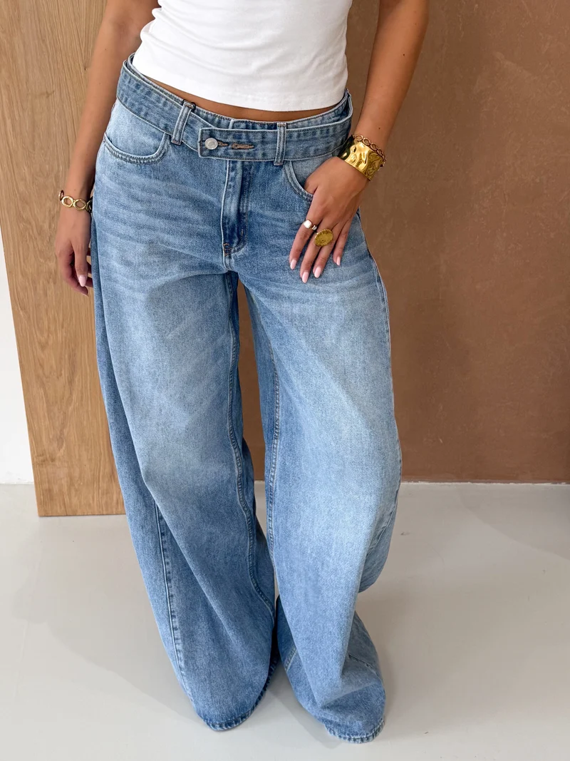 Wide leg jeans Aimee lichtblauw