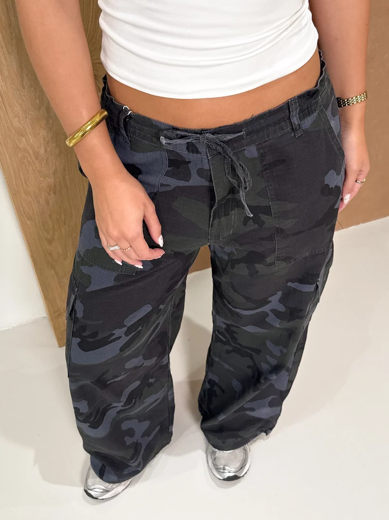 Army cargo jeans