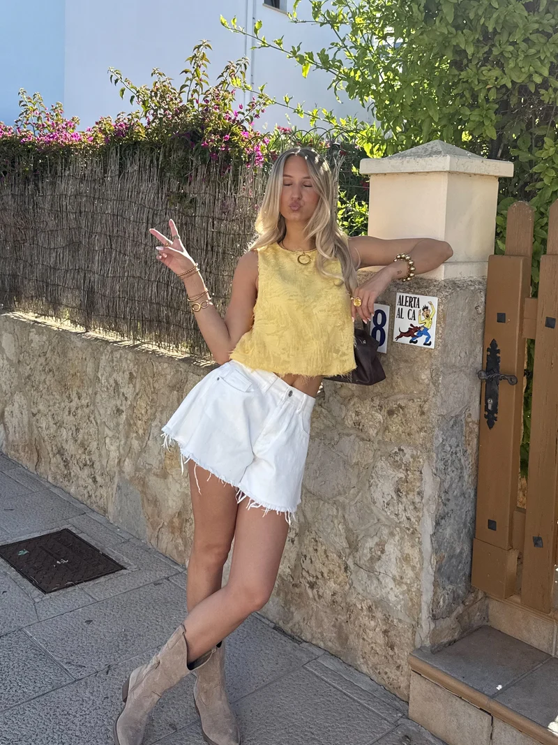 Mirre top butter yellow