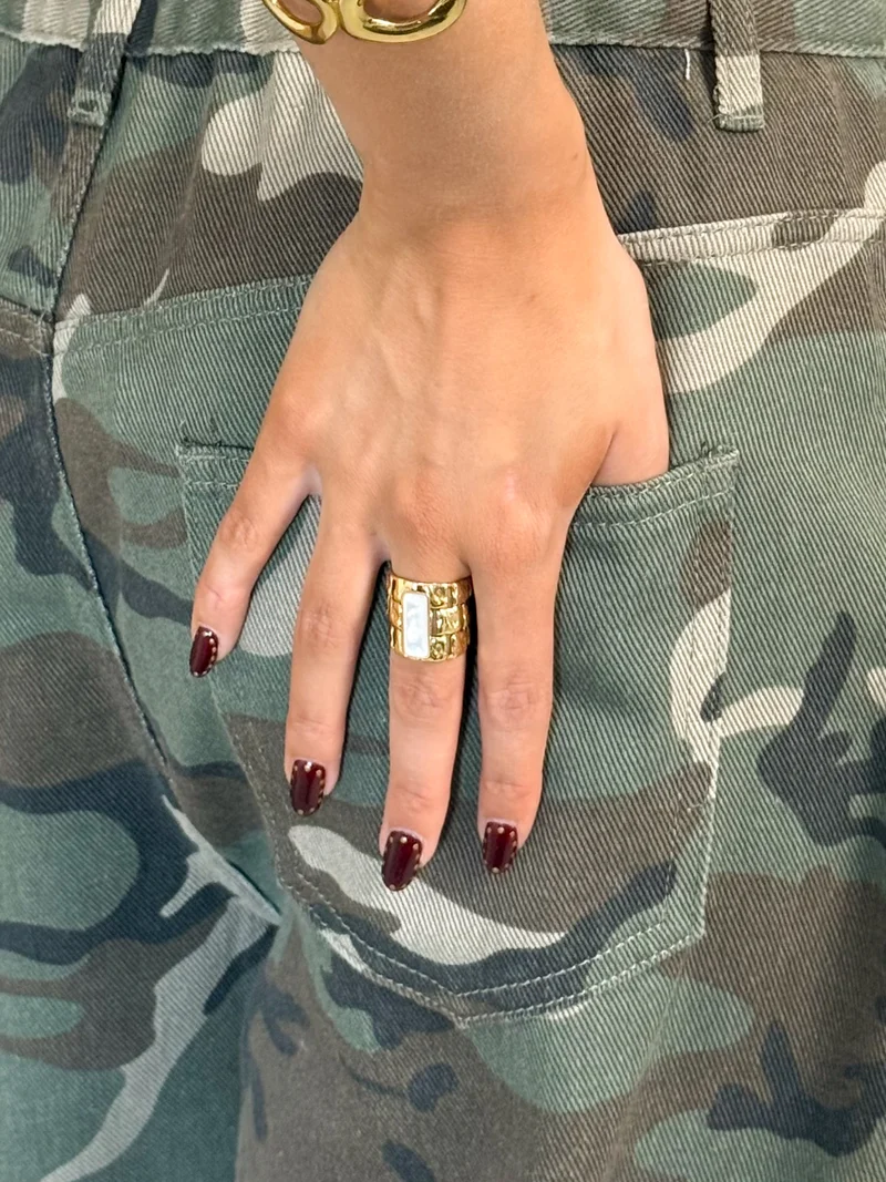 Sabrina ring