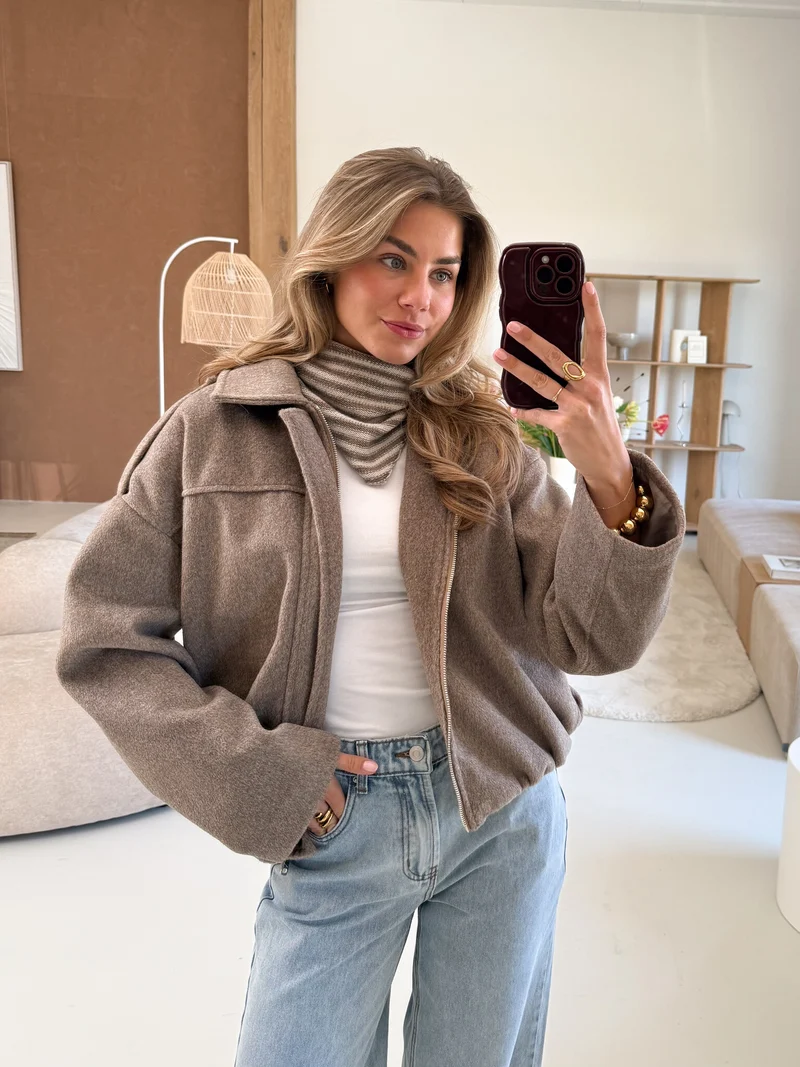 Madelief jas taupe