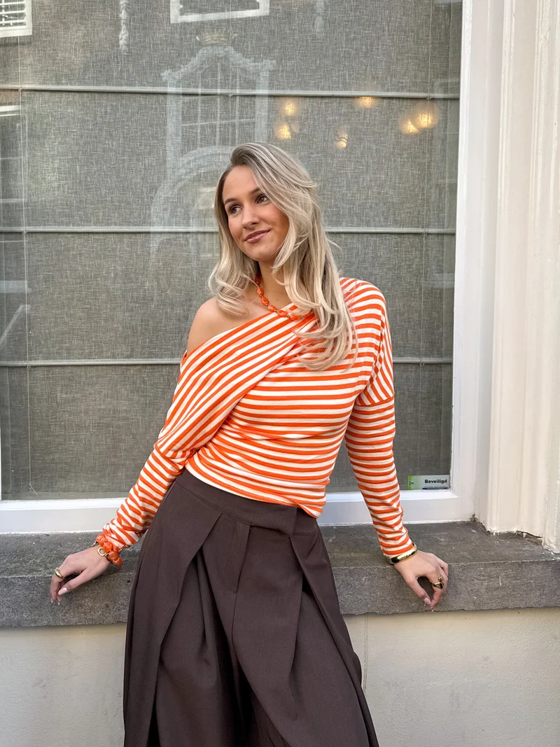 Top Heleen oranje