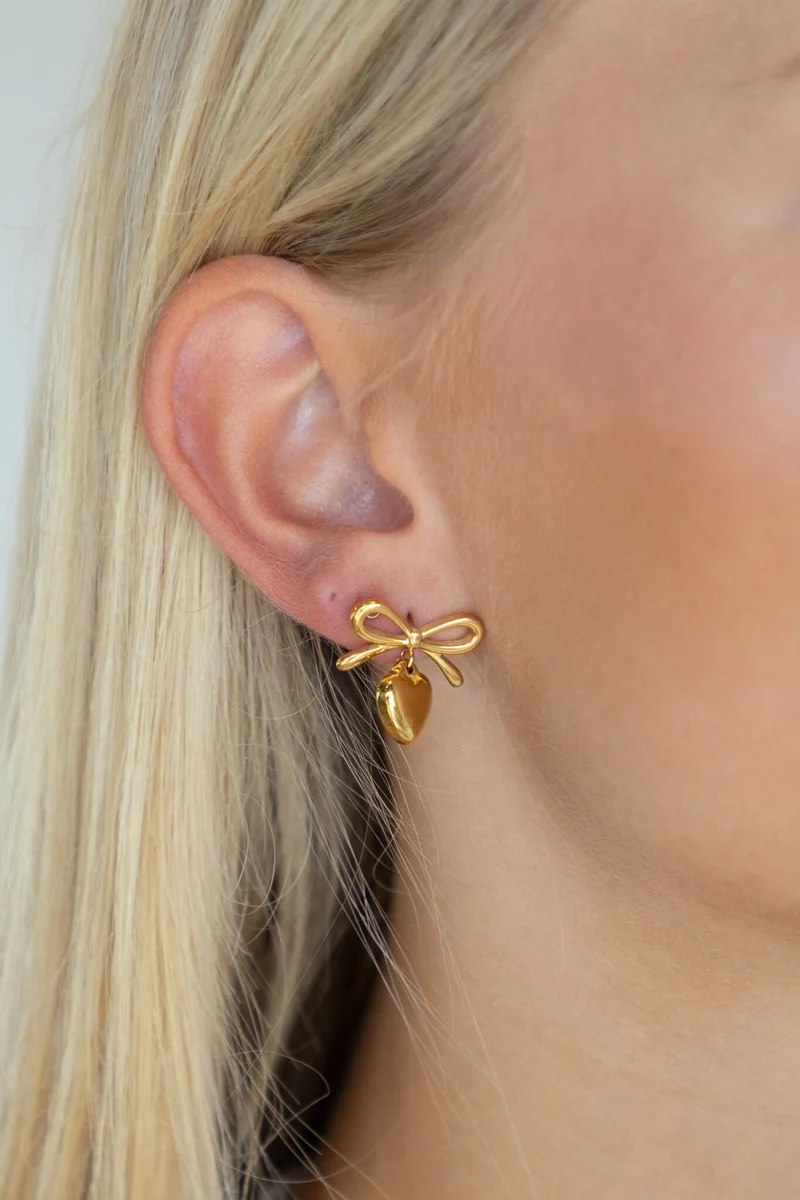 Oorbel Bow Love goud