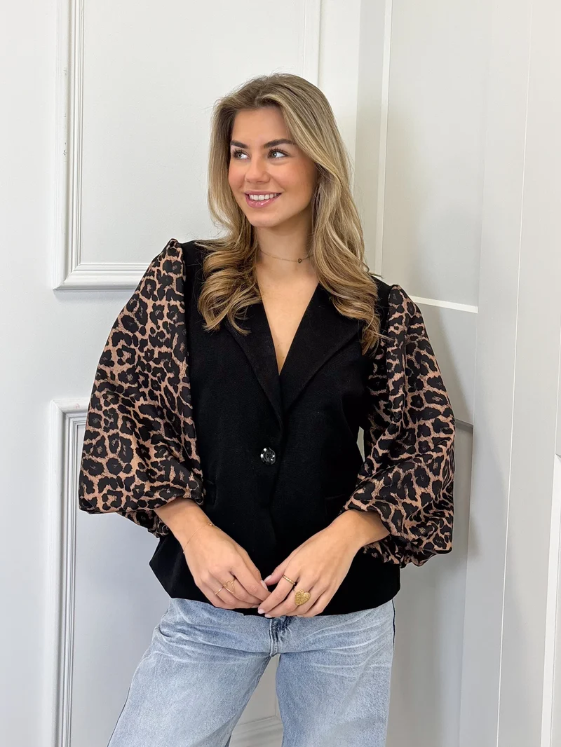 Blazer Leopard sleeve