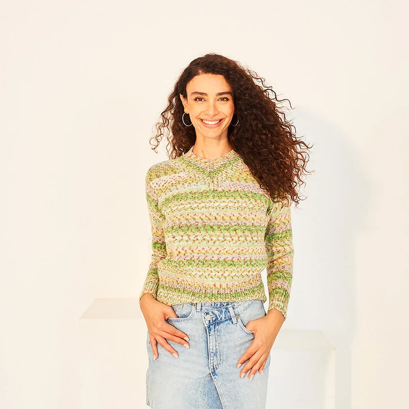 Stylecraft breipatroon Sweater and Tank in Colour Burst DK 10131 (2 designs)