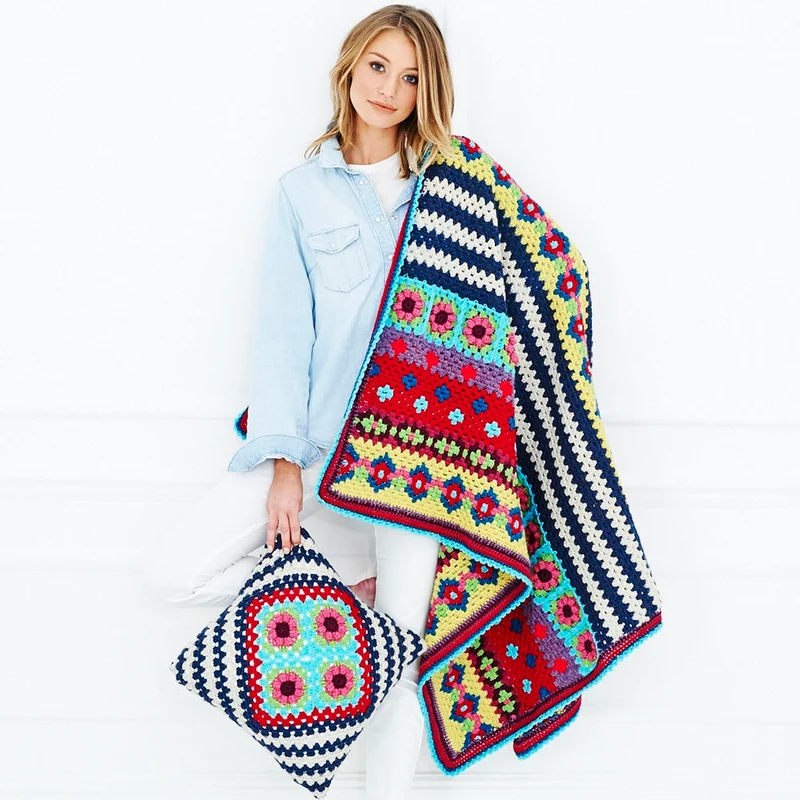 Haakpatroon Stylecraft Life & Special DK No. 9528 Deken en kussen (Digital)