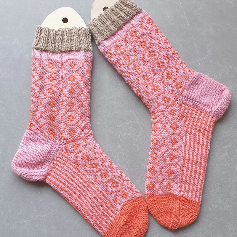 Breipatroon Sweet Candy Socks (Digital)