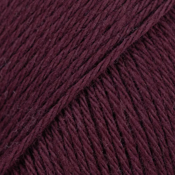 Drops Magic Uni Colour 82 Donkere druif