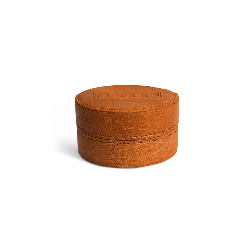 MUUD Emeli Whisky - Handgemaakt leren ronde kubus voor naalden 4x8cm