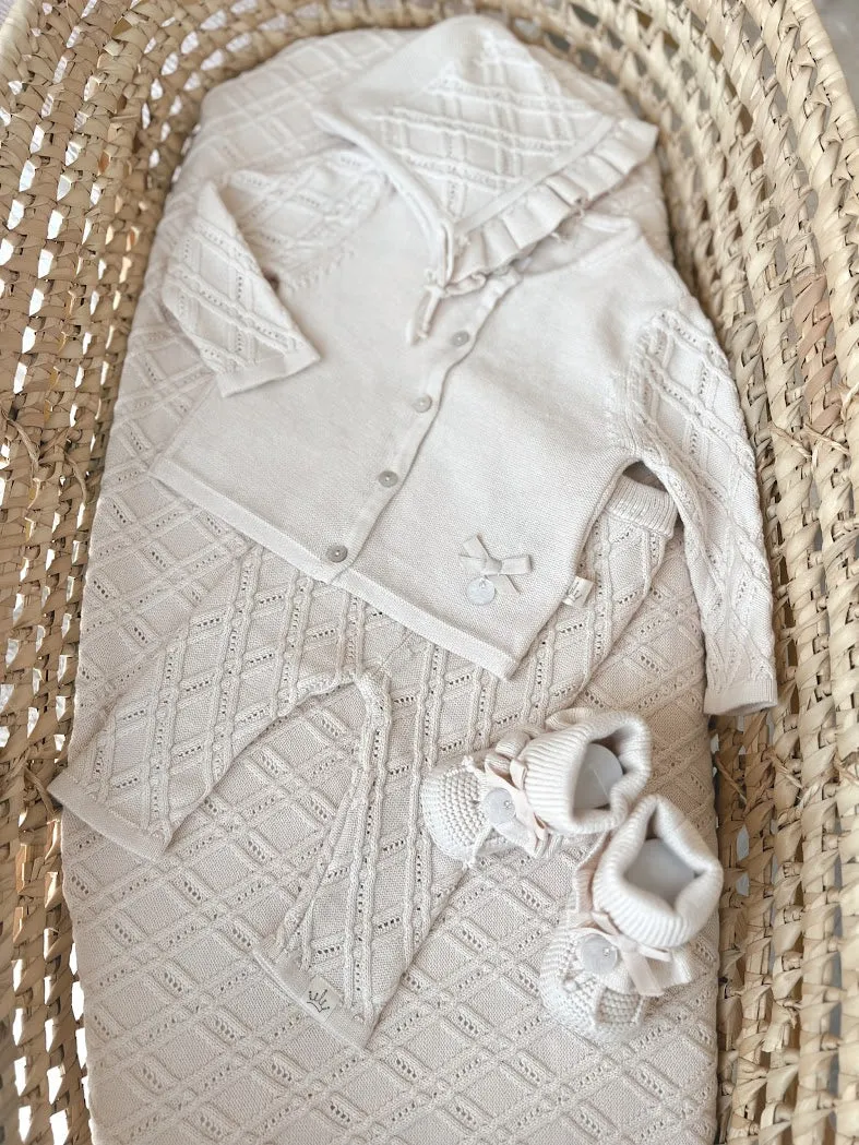 GEBREID BABYSETJE MET MUTSJE - beige