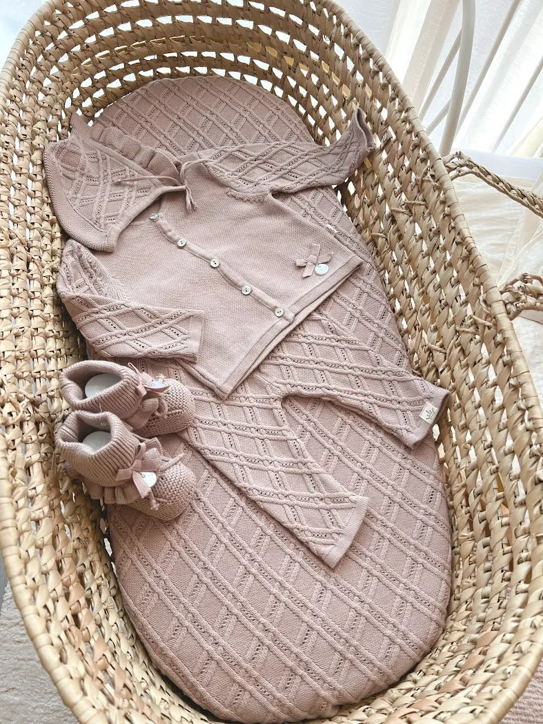 Gebreid babysetje met mutsje - rosemary