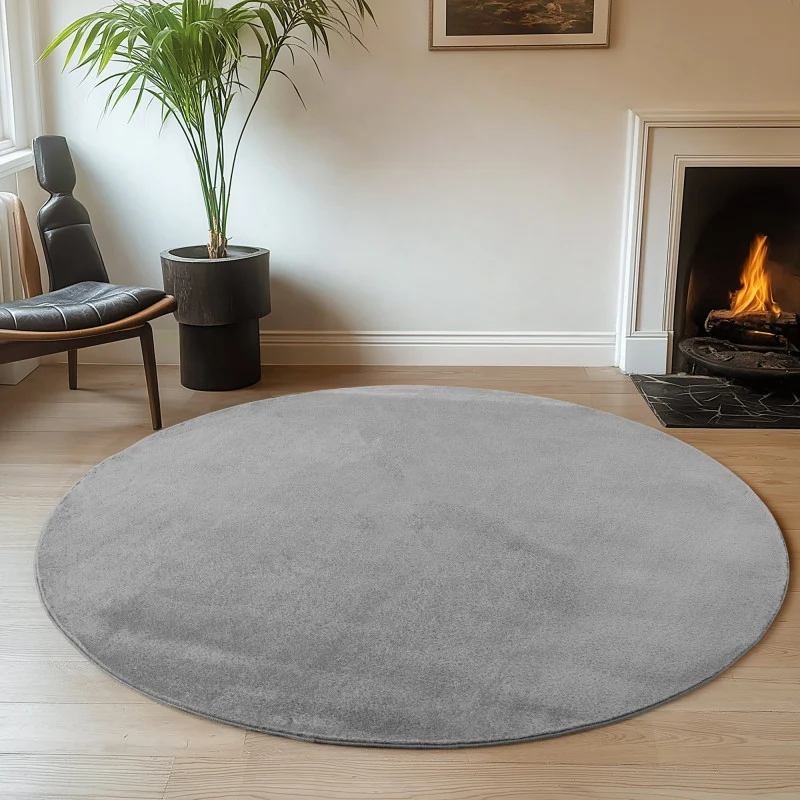 Joy Rond Vloerkleed – Lichtgrijs – Effen laagpolig vloerkleed – zacht en met glans