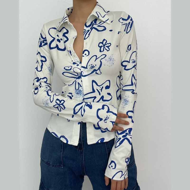 Turnover collar button contrast print long sleeve top-final-sale