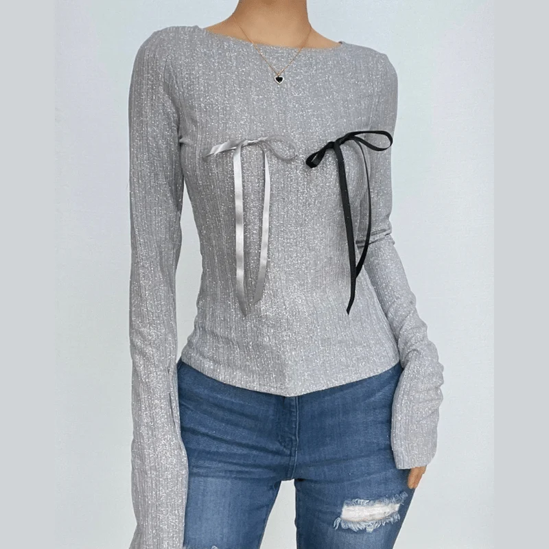 Bowknot applique contrast long sleeve round neck top-final-sale