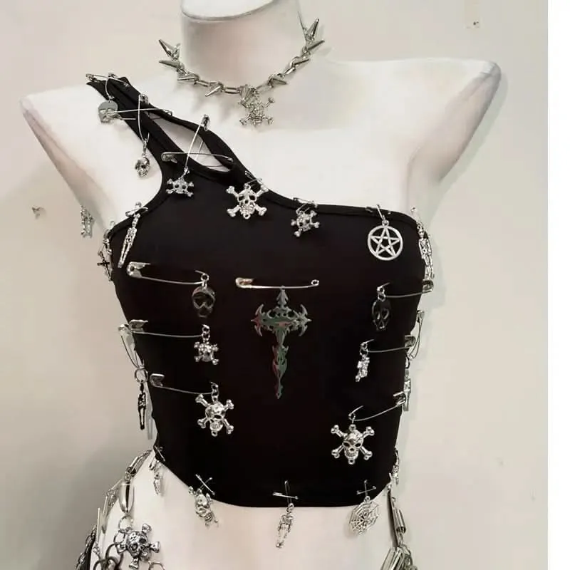 One shoulder cross applique backless top